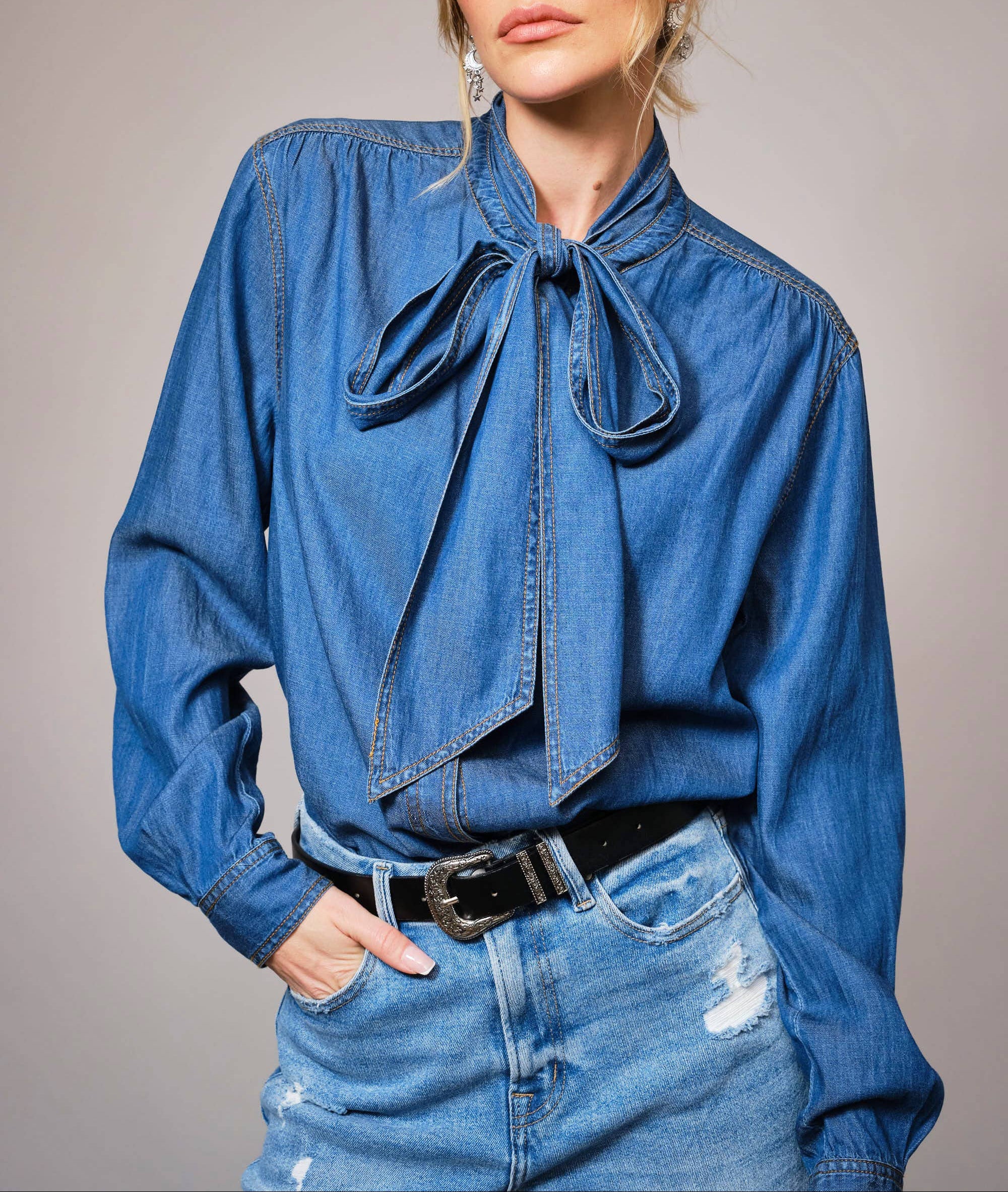 Miss Chambray - The Tie Neck Chambray Blouse – Muse + Matter Boutique