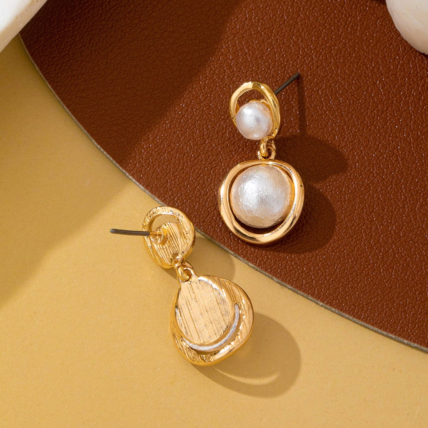 Miss Pearl Drop - The Organic Gold Ring Freshwater Pearl Drop Earrings