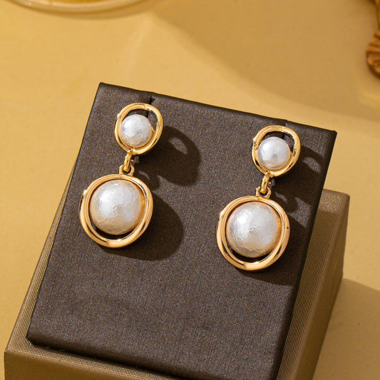 Miss Pearl Drop - The Organic Gold Ring Freshwater Pearl Drop Earrings